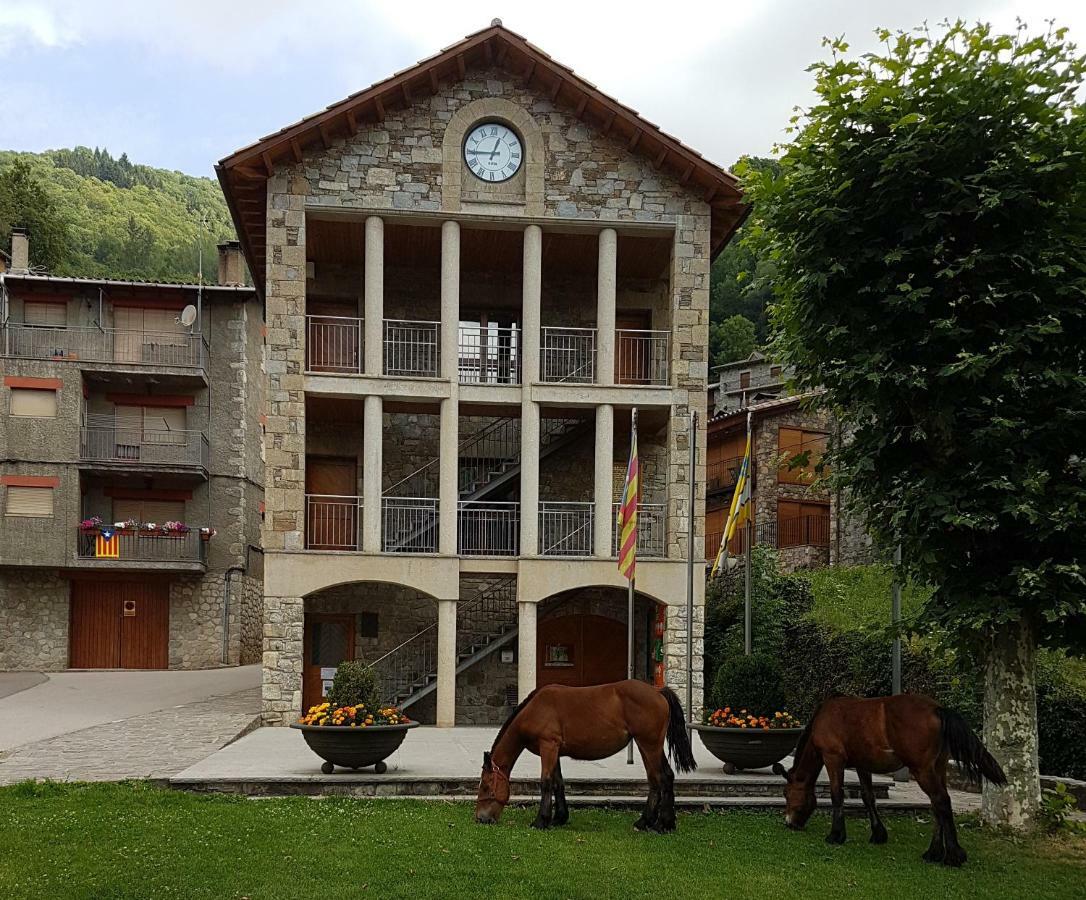 Apartament Torrent De La Barruda Apartman Vilallonga de Ter Kültér fotó